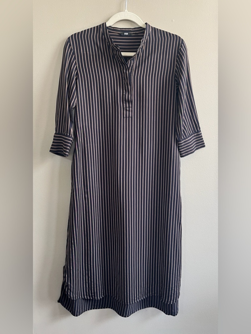 Uniqlo Black Gold striped midi button down shirt dress size small